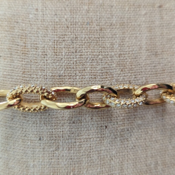 Stella and Dot necklace and bracelet set in gold with rhinestones - Picture 3 of 4